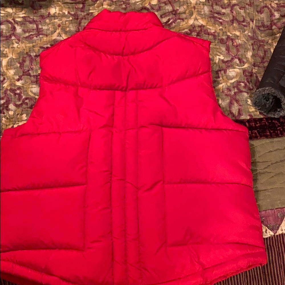 Vest - Picture 2 of 3